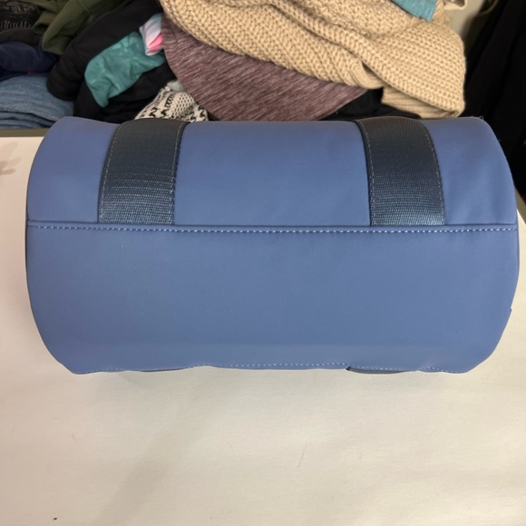 LULULEMON Knit Nylon Mini Barrel Duffle Bag 5L in Oasis Blue *RARE* NWT - Picture 8 of 16